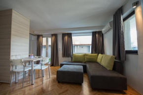 Гостиница Theatre Apartments  Битола